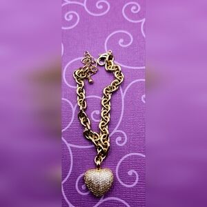 Elegant Gold Heart Necklace NEW
